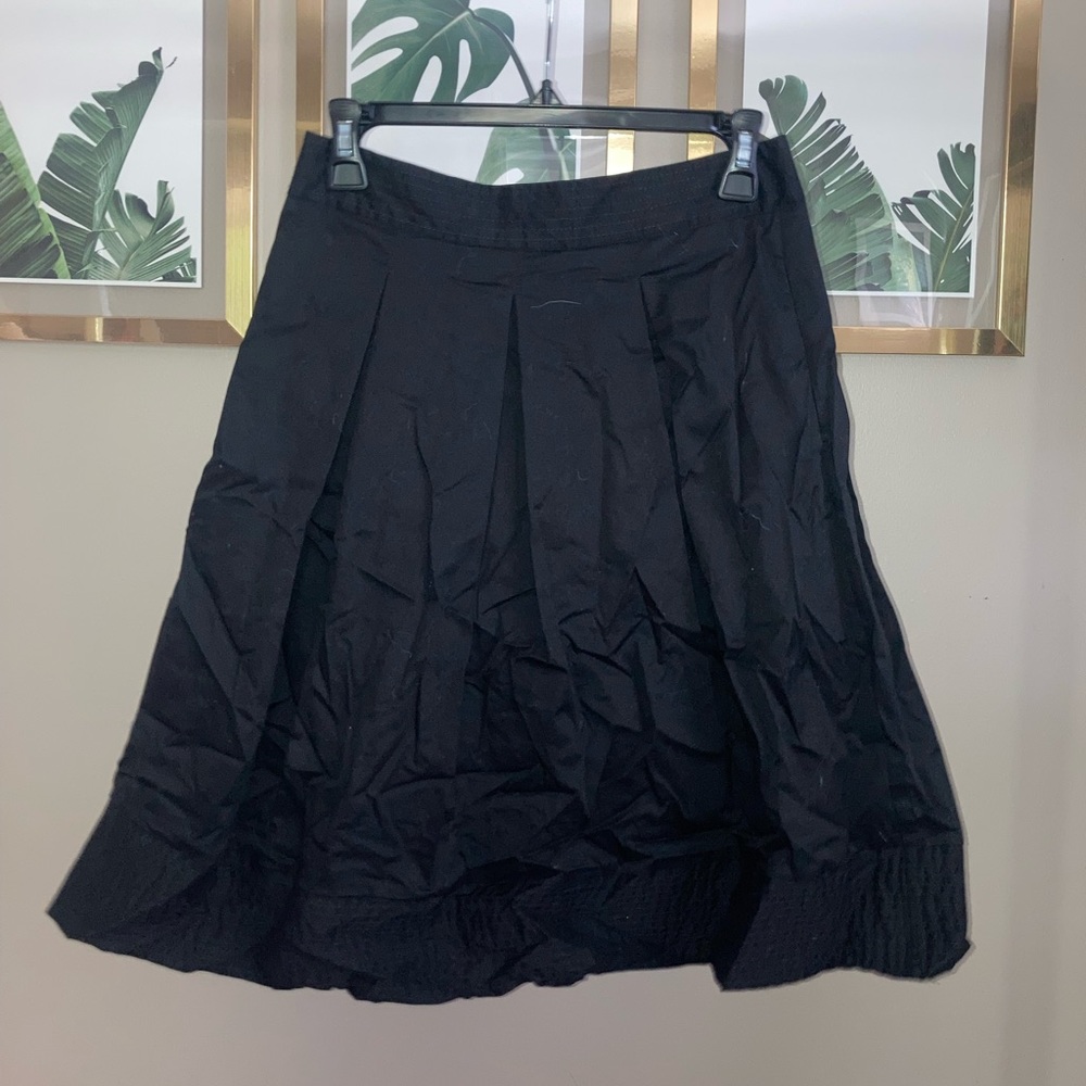Ann Taylor black knee length skirt size 2